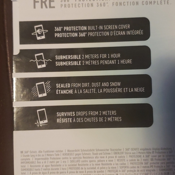 Lifeproof Frē Live 360⁰ For iPhone 8/7 Plus - Picture 3 of 4